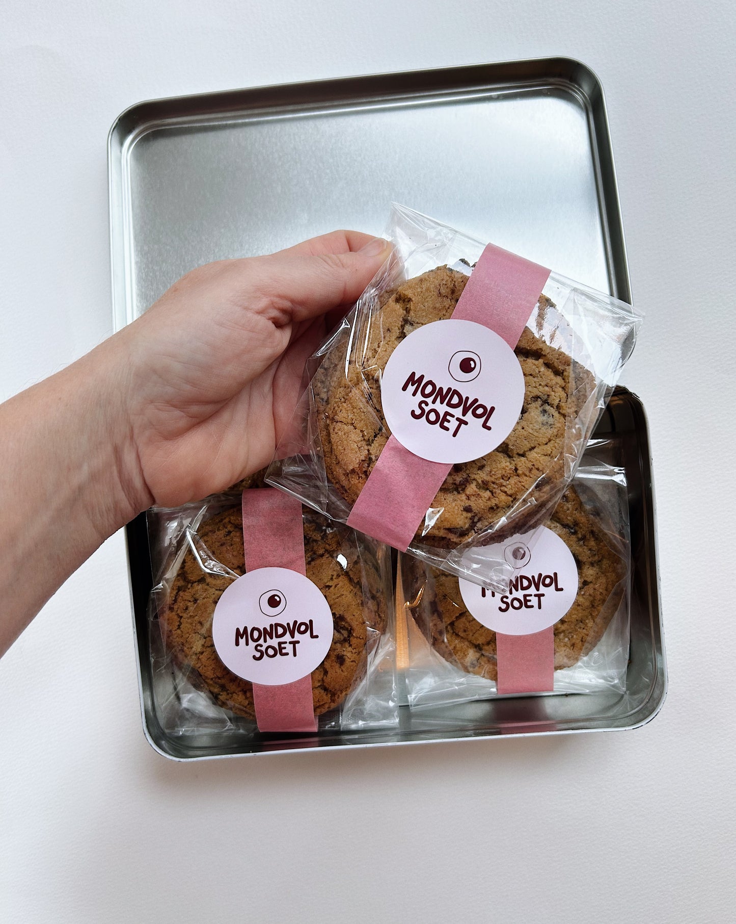 Salted Chocolate Chip Cookies Tin